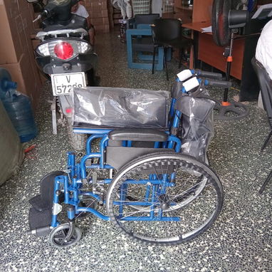 Wa.me/*5358296067 ♿ *SILLA DE RUEDAS PLEGABLE* 💲 *Precio: 150 USD* 🛡️ *Garantía: 7 días* - 5/6
