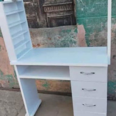 Venta de mesas para uñas por encargo - 4/8