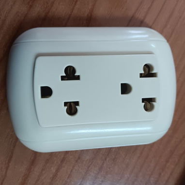 LLÉVATE 2 TOMACORRIENTES DOBLES BIVOLTAJE DE 15A SÓLO X $3 USD, ENTREGA DE FACTURA - 5/5