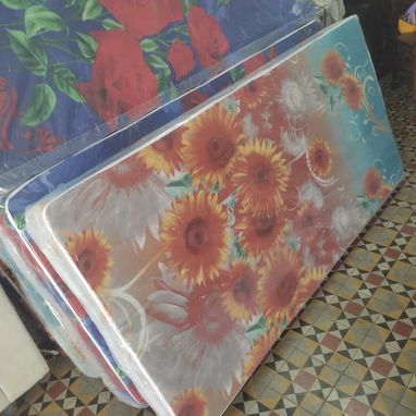 Venta de Colchones Cameros,3/4 y Personales de Muelles con espuma forro liso estampado nuevos en su nailon. - Img 118048831