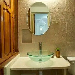 🏊🏻‍♀️ Alquiler de Casa Con Piscina En Boca Ciega. Cuenta con 9 habitaciones y capacidad para 20 personas - 6/7