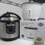 Combo olla Reina de 6L y arrocera de 1.8L con 6 meses de garantía - Img 48141340