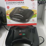 Tostadora sandwichera - Img 56578476