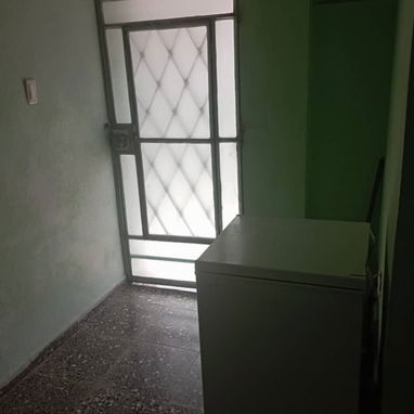 🏡*153-Venta de Casa puerta de calle de 3 plantas en Guanabacoa cerca del Parque*  ⌚️*Visitas con antelación, la casa no - 2/10