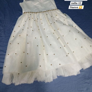 Bata de gala para niña talla 12 para 10 o 12 años 10 usd - 2/2