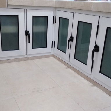 Ventanas de aluminio, puertas,bajos de meseta,mamparas de baño,paños fijos, estantes - 2/8