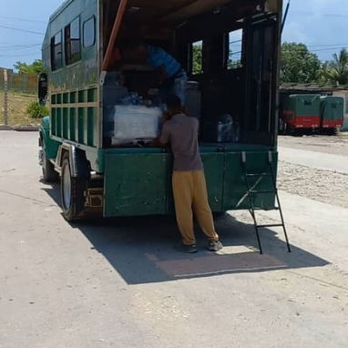 Camión para reparto de mercancías variadas - Img 125448341
