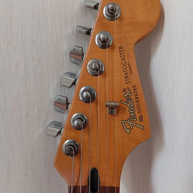 Guitarra Eléctrica Fender Mexican Standard Strat HSS, Relic Finish 2000-2001 - Img 83800427