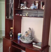 Se vende multimueble mediano en perfecto estado. - Img 49388455