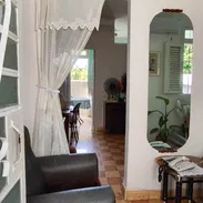 Apartamento en bajo (pasillo NO EDIFICIO) en Marianao, muy cerca de la intersección de 100 y 51 - Img 56123602