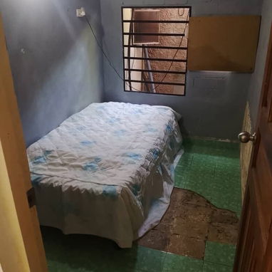 Apto interior en venta 6500 USD. Bajos de un biplanta situada en Cojimar cerca del mar . - 7/8