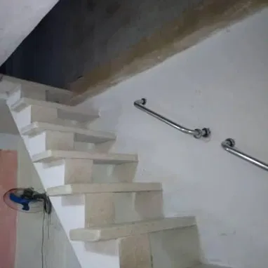 Se Vende Casa Grande puerta  en la Habana Vieja en 12 mil - Img 121642243