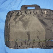 Estuche para laptop marca Velez 15 - 16 pulgadas - Img 56430992