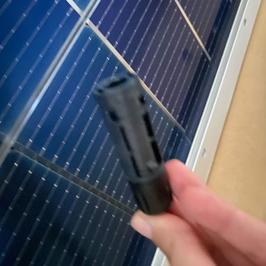 PANEL SOLAR BIFACIAL 615W JA SOLAR - 4/5