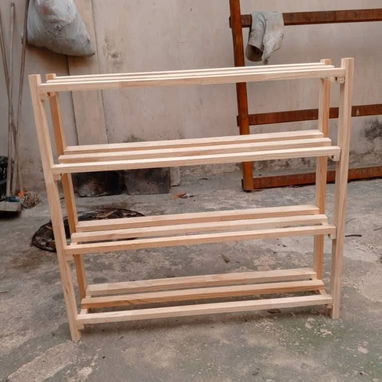 ✨ Interesados 👉 05 6226724 👈 🔥Esquinero de madera de 5 pisos ❌ Esta puerta es Masisa completa  2.10 de alto 88.5 de a - 4/6