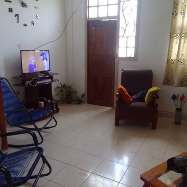 Se vende casa de dos pisos en Diez de Octubre - Img 127320652