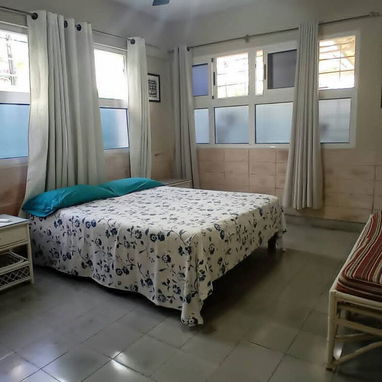 Renta de apartamento independiente en Vedado por 23 y 26 electricidad 24 horas - 9/10