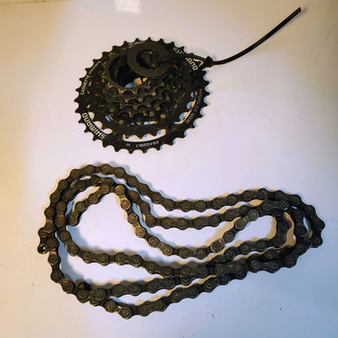Tengo piezas de bici 26 son de uso pero en buen estado - 7/10