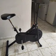 Bicicleta estática - Img 55889977