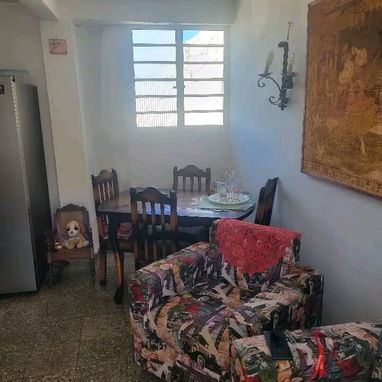 SE VENDE APARTAMENTO EN LA HABANA VIEJA - 8/10