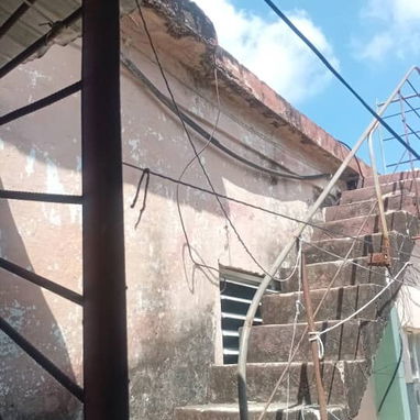 🏠 Casa en venta EN MANTILLA— Portal puerta calle — 18,000 USD (ajustable) - Img 121384761