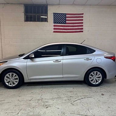 Hyundai Accent - 2/10