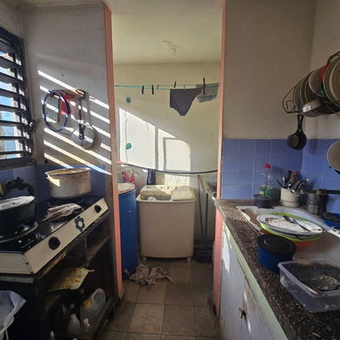 Vedado 11 500 usd apt cto y medio - 4/10