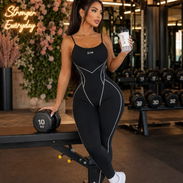 Ropa deportiva para mujer - Img 55988226
