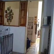 *$22 000usd.  Pago en E.U la mayor parte. En venta apartamento único (1er piso) en Centro  Habana - Img 56876338