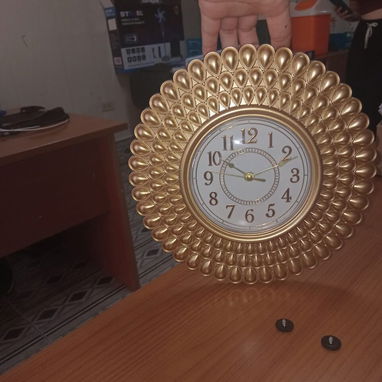 RELOJ DECORATIVO DE PARED, ENTREGA DE FACTURA, VARIEDAD DE ATÍCULOS DEL HOGAR, ETC - Img 121986721