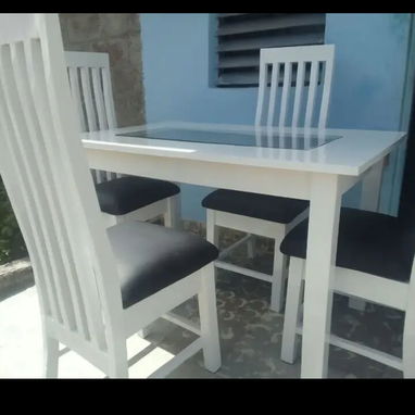 Todos tipos de muebles por encargos interesados escribír al WhatsApp 56948436 - 4/8