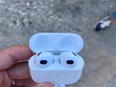 Vendo Phone y AirPods Pro - Img 64904042