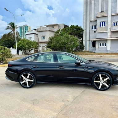 HYUNDAI SONATA 2024 SEL - 4/8