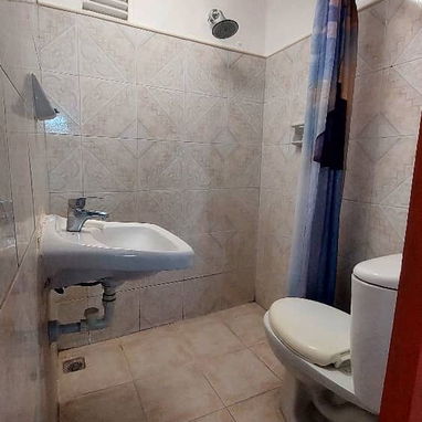 VENTA DE APARTAMENTO EN CENTRO HABANA - Img 124485256