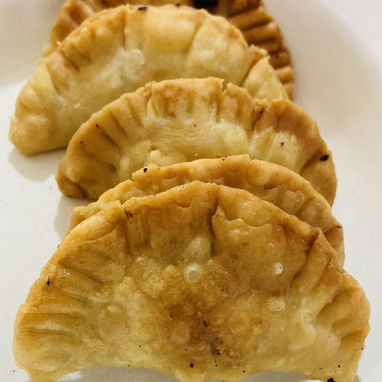 Crujientes empanadas - Img 119886105