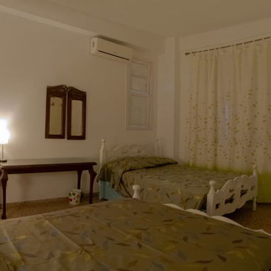 Apartamento moderno frente al Museo de la Revolución – 6to piso, parqueo 24h, wifi – Renta por noches Habana Vieja - Img 119540038