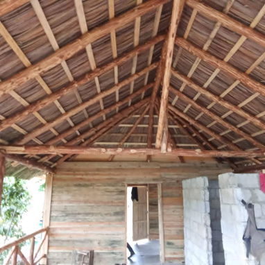 Ranchones de madera y yuraguano - 5/10