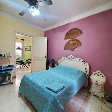 Se vende / Venta de Casa en Playa, La Habana en 15 e/ 70 y 72 - Img 116600229