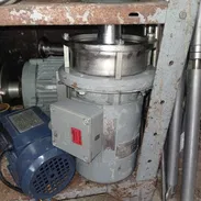 Se venden varias cosas. Se venden varios motores eléctricos. Motores con reductor. Un motor de alta revolución ideal pa - Img 55165645