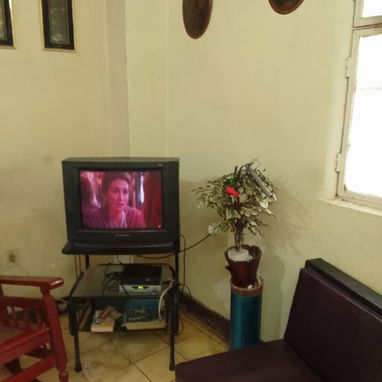 SE VENDE APARTAMENTO EN PLANTA BAJA INTERIOR DE UNA HABITACIÓN MUY CERCA DEL HABANA LIBRE SOLO TRATO CON COMPRADOR - Img 122007020