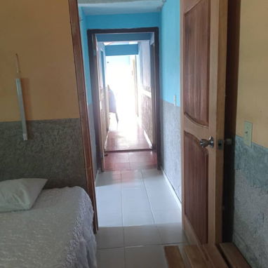 Se Vende Casa Independiente de 5 Cuartos Climatizados en Cienaga de Zapata, Matanzas - Img 125886468