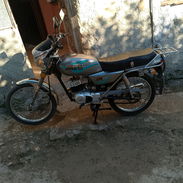 1400 USD ax100 con todas las piezas 115 una locura de moto , factura de mipime , lista para inscribirse a la chapa - Img 55725536