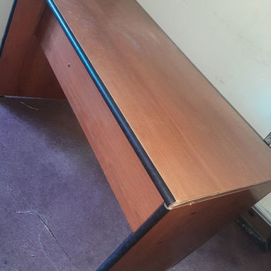 Vendo buró super bien cuidado - 2/2