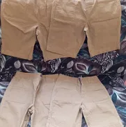 Short pitusa en carmelita para adolescente talla 16 o hombre delgado que use una 28-30 - Img 50283196