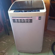 Se vende Lavadora automática Ariete de 5 kilos está trabada - Img 57983062
