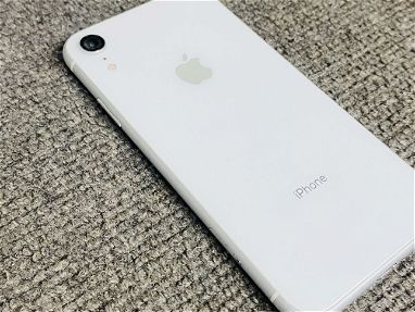 iPhone XR - Img main-image