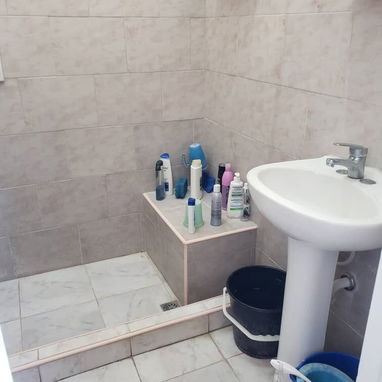 Se vende o se permuta - Img 120696873
