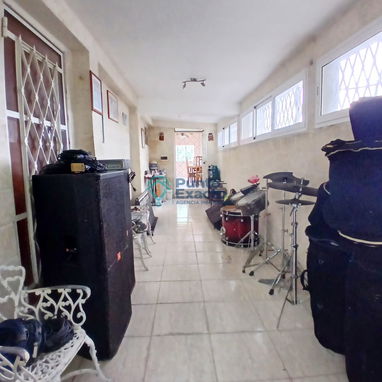 🏡 ¡LA CASA DE TUS SUEÑOS! 😎 CASA INDEPENDIENTE CON JARDÍN, GARAJE Y 5 HABITACIONES - 8/10