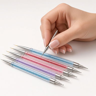 manicura y lashista - 8/10