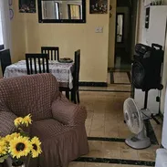 Vendo casa independiente bajo de un biplanta en Plaza - Img 55669139